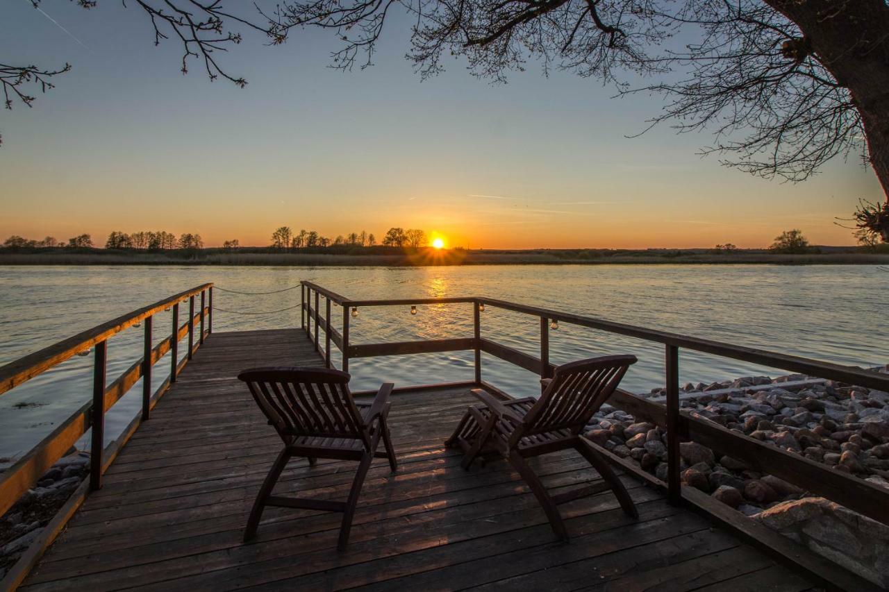 Domek Nad Odra Грифино Екстериор снимка